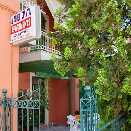 Georgakis George Rooms Vasilikí Pokoj fotografie